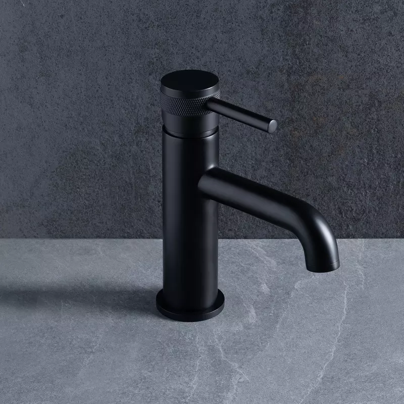 5.31001-31 PRIORITY Cмеситель для умывальника, излив 126мм, Kerox, черн.мат. большой выбор под ваш дизайн!