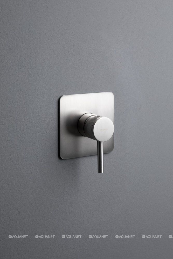 5.31012-BN PRIORITY X1 Смеситель встр. для душа, 1 выход, Kerox,Easy box,браш.никель большой выбор под ваш дизайн!