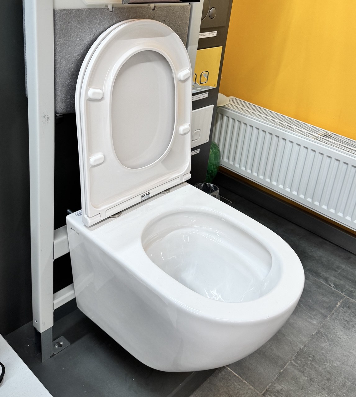 Mondello W Tornado Унитаз с сидением (Soft Close-SLIMSEAT) подвесной с Rimless (402709) в интернет-магазине Sumom.kz Mondello W Tornado Унитаз с сидением (Soft Close-SLIMSEAT) подвесной с Rimless (402709) в интернет-магазине Sumom.kz