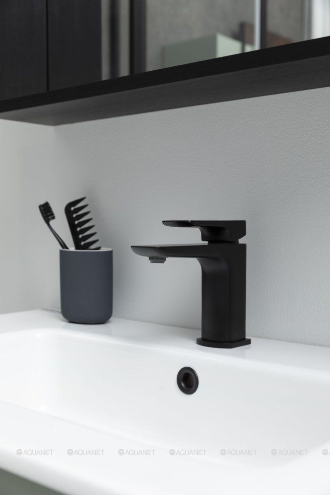 5.21001-31 INFINITY Cмеситель для умывальника, излив 121мм, Kerox, черн.мат большой выбор под ваш дизайн!