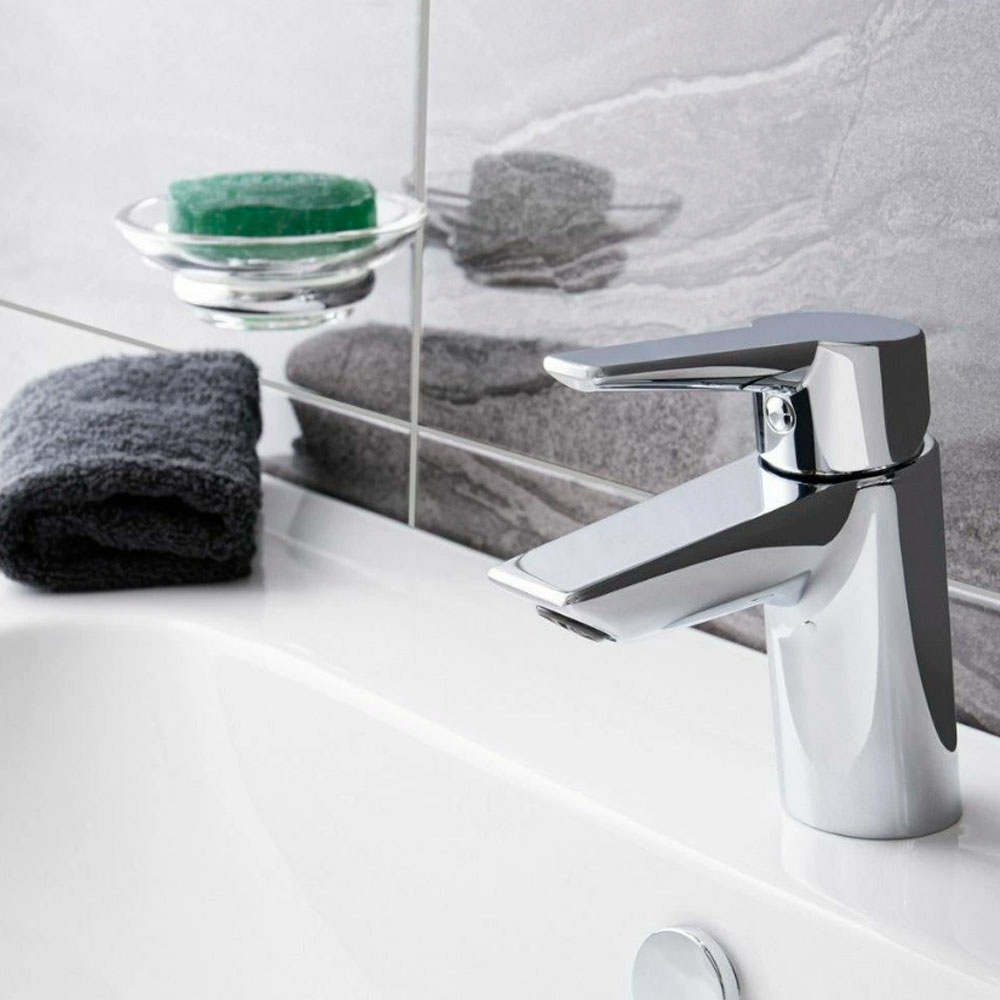 Смеситель для раковины Vitra SOLID S A42440EXP с гарантией и доставкой по всему Казахстану Смеситель для раковины Vitra SOLID S A42440EXP большой выбор под ваш дизайн!