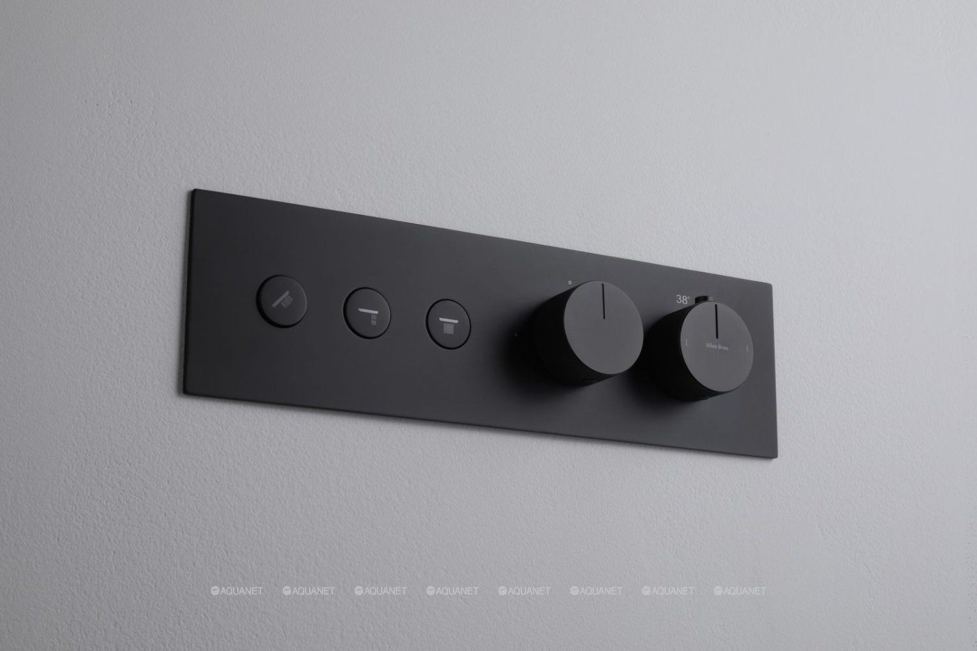 5.33003-31 LIBERTY X3 Смесит. встр., 3 выхода (Push key), Термостат, скрыт.часть, черн.мат. большой выбор под ваш дизайн!