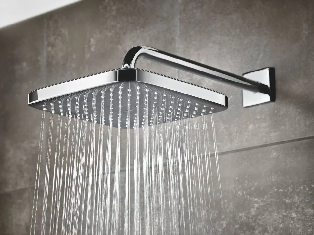 Верхний душ GROHE Tempesta 250 Cube с душевым кронштейном 380 мм, 1 режим струи, хром (26687000) в интернет-магазине Sumom.kz