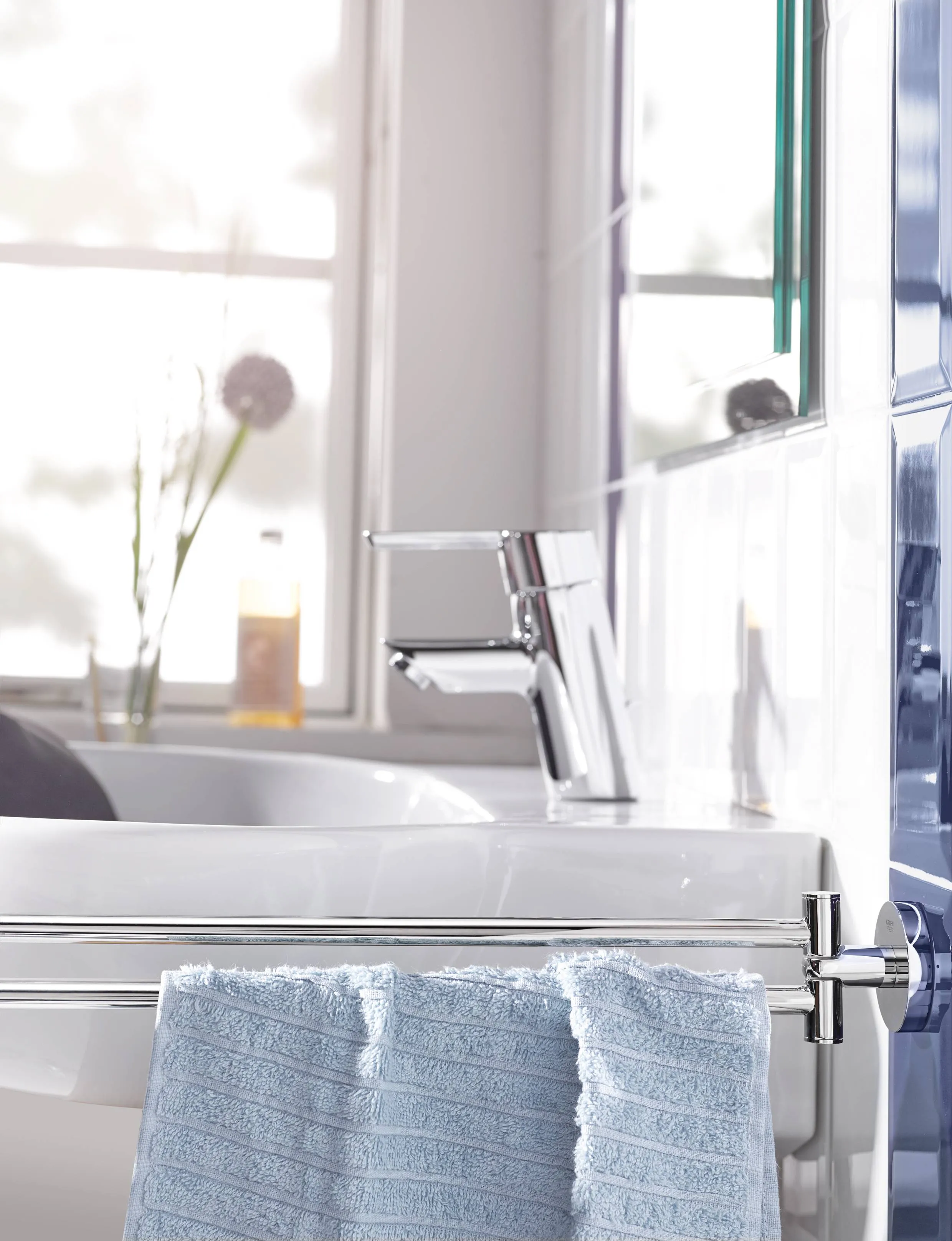 Держатель для полотенца Grohe Essentials 40371001 купить в интернет магазине sumom.kz Держатель для полотенца Grohe Essentials 40371001 купить в интернет магазине sumom.kz