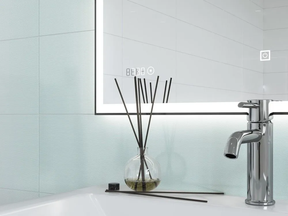 Зеркало Cersanit LED 011 DESIGN 80x70 с подсветкой, часами и металл.рамкой в интернет-магазине Sumom.kz
