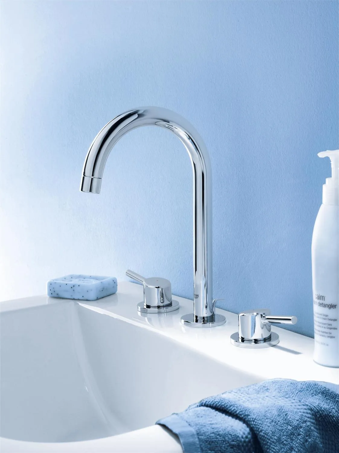 Смеситель для умывальника Grohe Concetto L-Size 20216001 с гарантией и доставкой по всему Казахстану Смеситель для умывальника Grohe Concetto L-Size 20216001 большой выбор под ваш дизайн!
