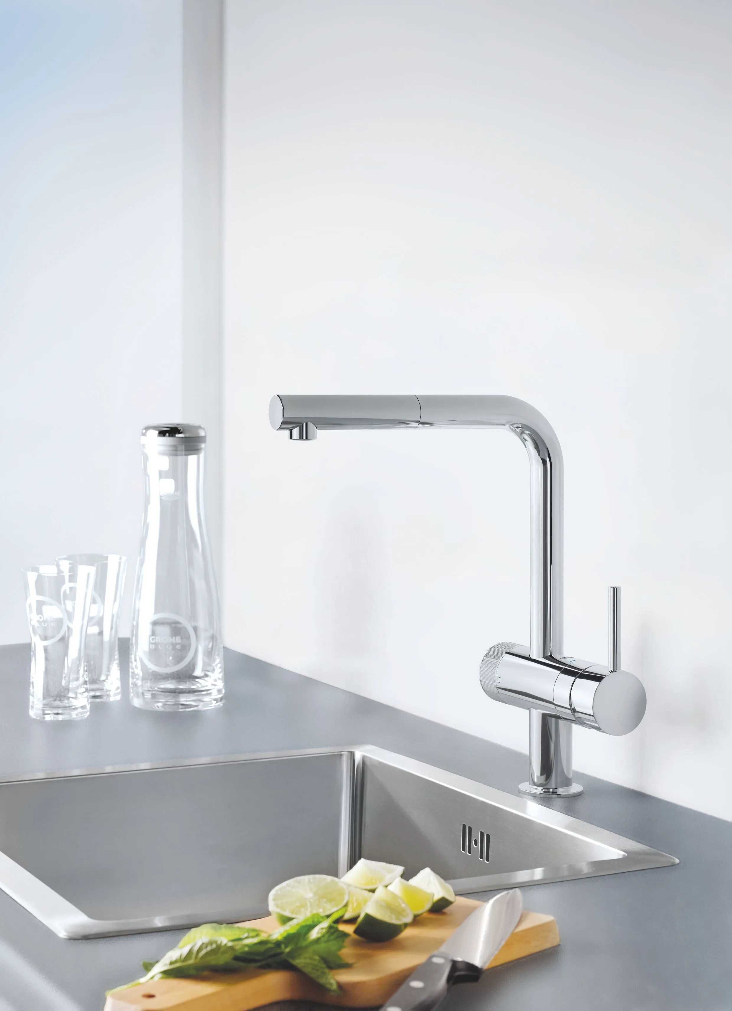 Смеситель для кухни GROHE Blue Pure Minta с фильтром и счетчиком 30382000 с гарантией и доставкой по всему Казахстану Смеситель для кухни GROHE Blue Pure Minta с фильтром и счетчиком 30382000 большой выбор под ваш дизайн!